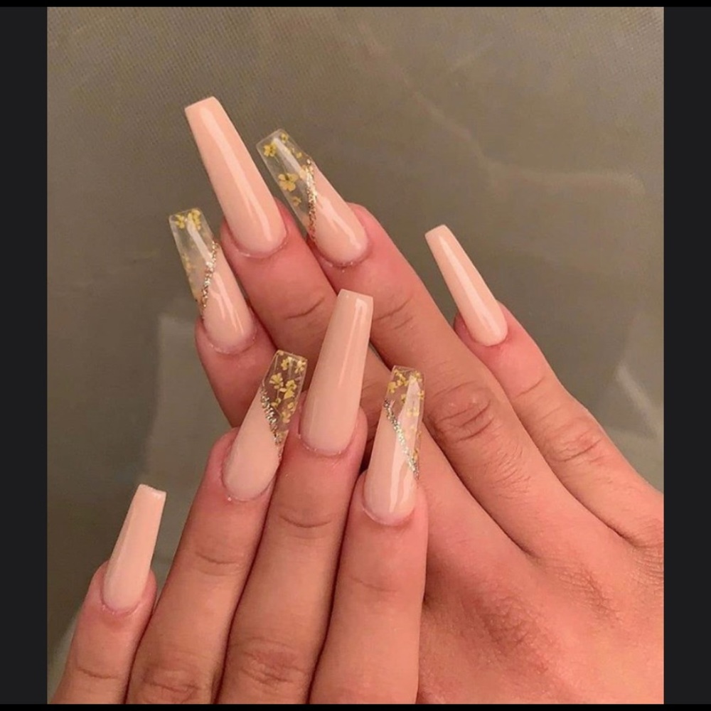 - Luxury “wild life “nails